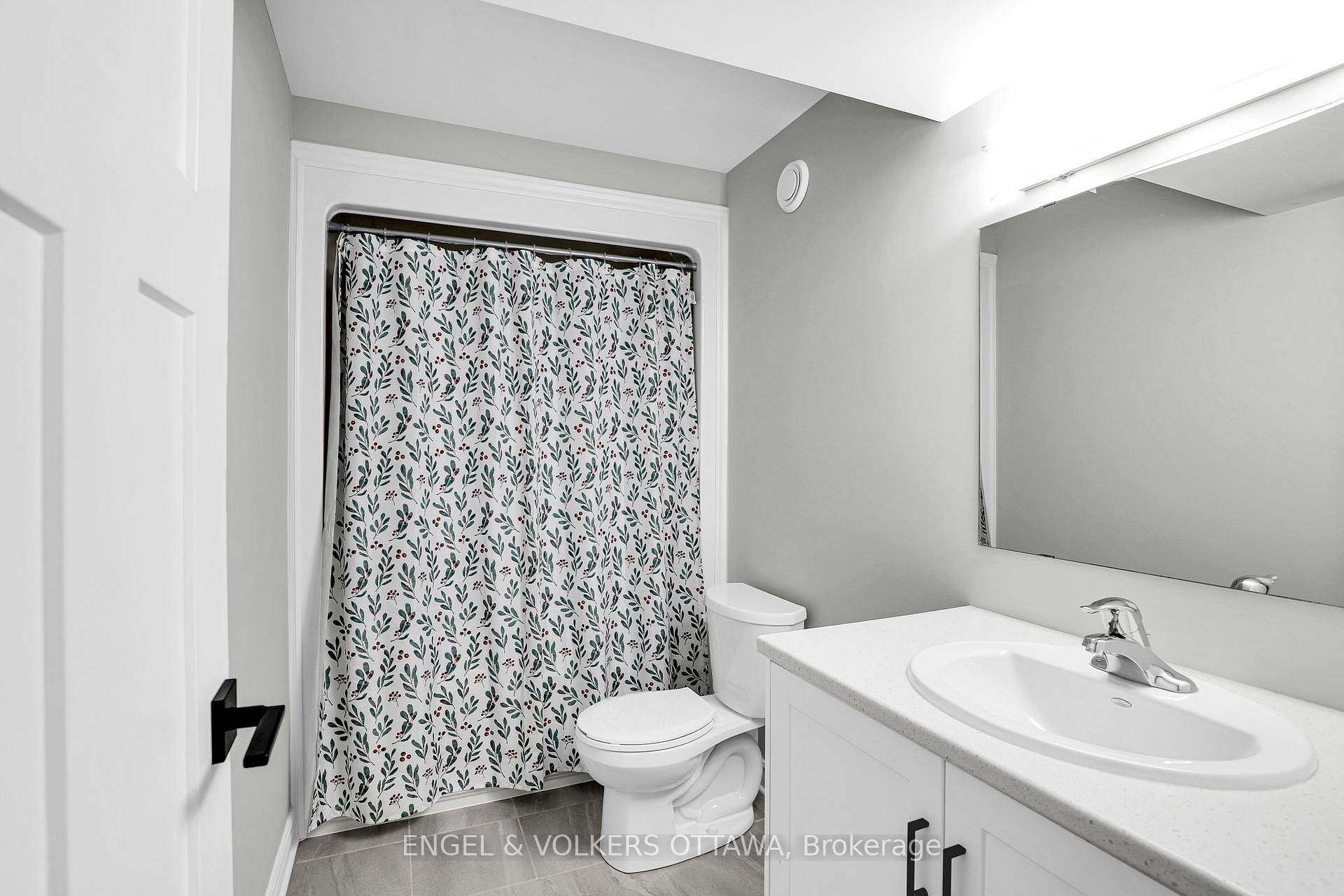 Photo 37 of 32 Seabert Drive, Arnprior — HOMEH