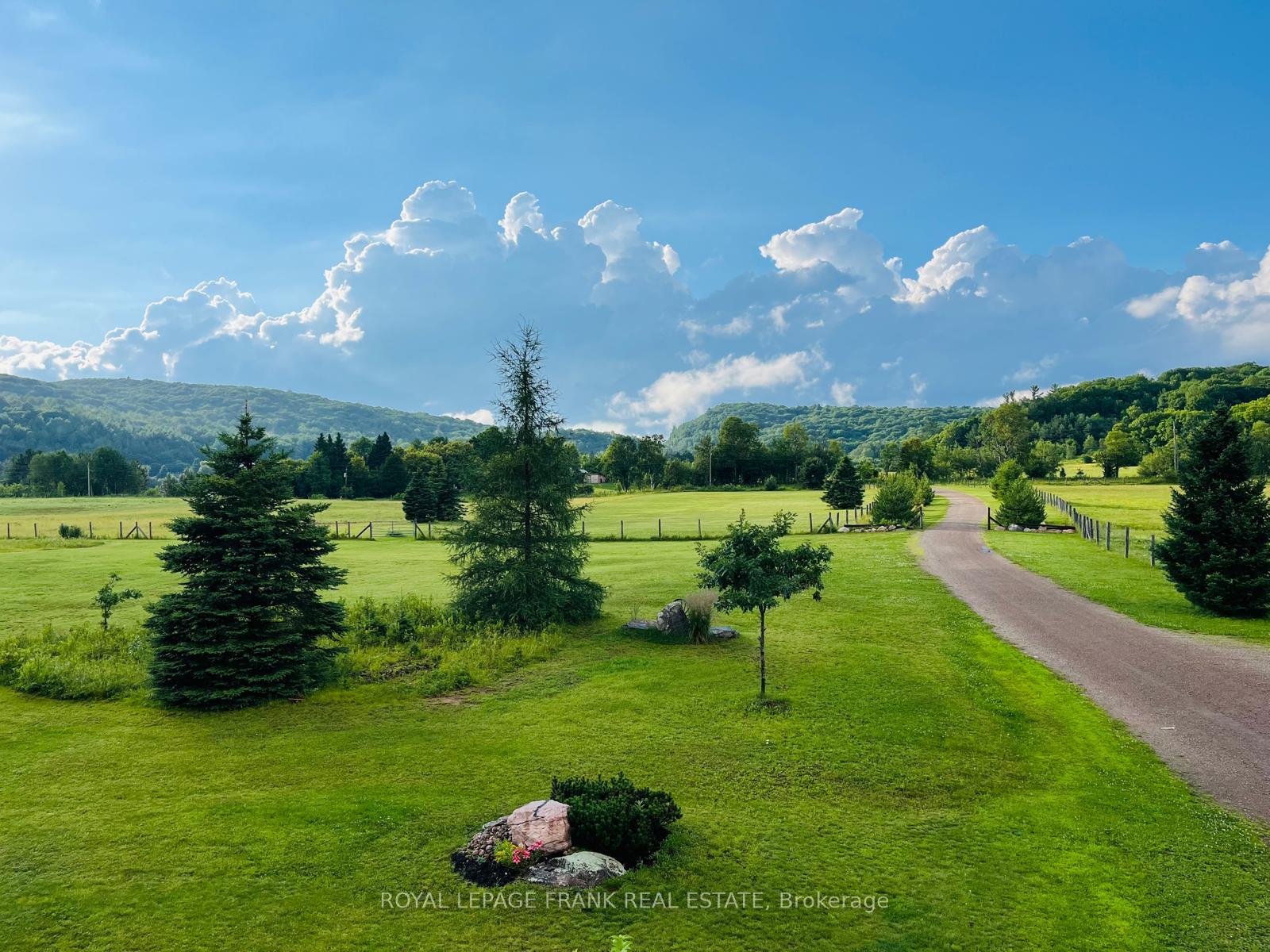 Photo 3 of 778 Maxwell Setlmt Road, Bancroft, Dungannon Ward — HOMEH