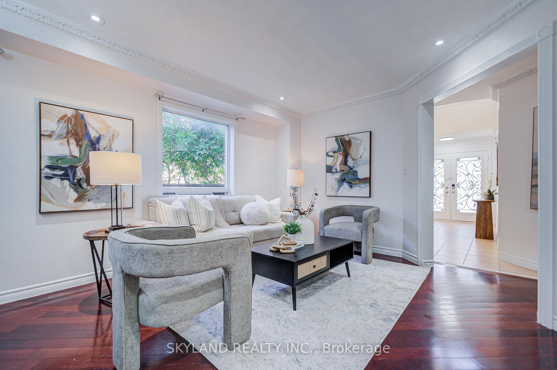 Photo 8 of 78 Monteith Crescent, Vaughan, Maple — HOMEH