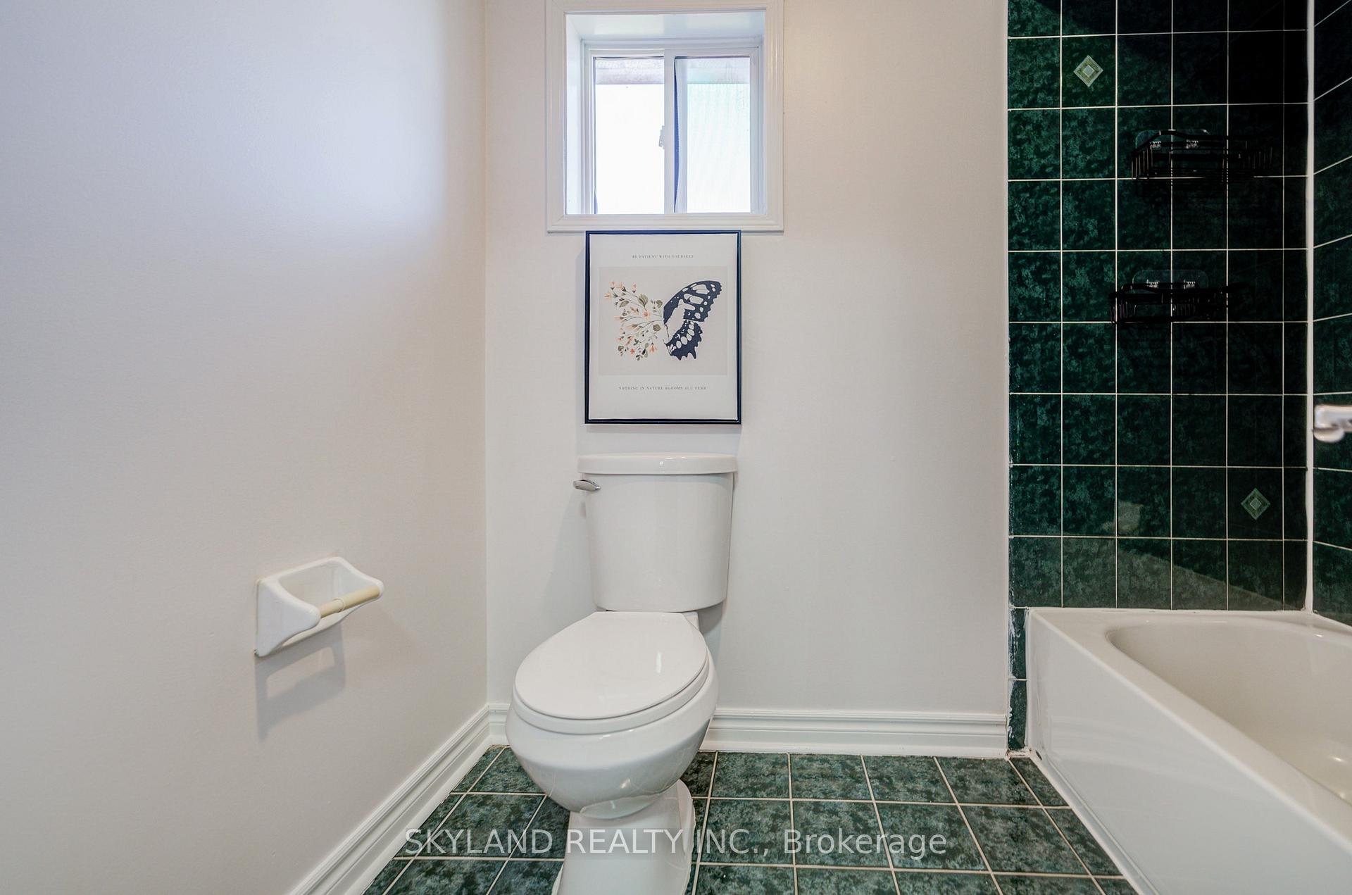 Photo 30 of 78 Monteith Crescent, Vaughan, Maple — HOMEH