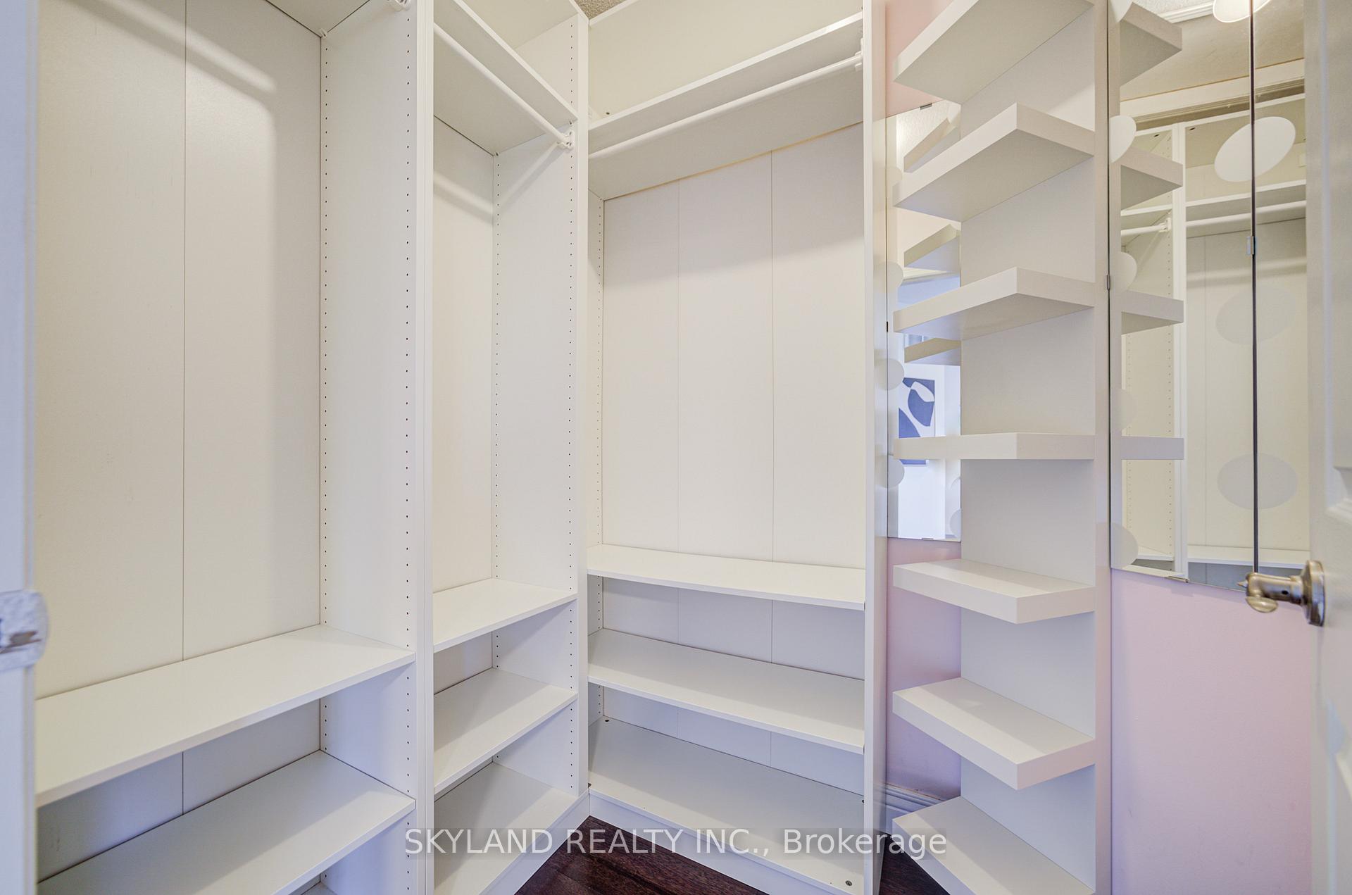 Photo 38 of 78 Monteith Crescent, Vaughan, Maple — HOMEH