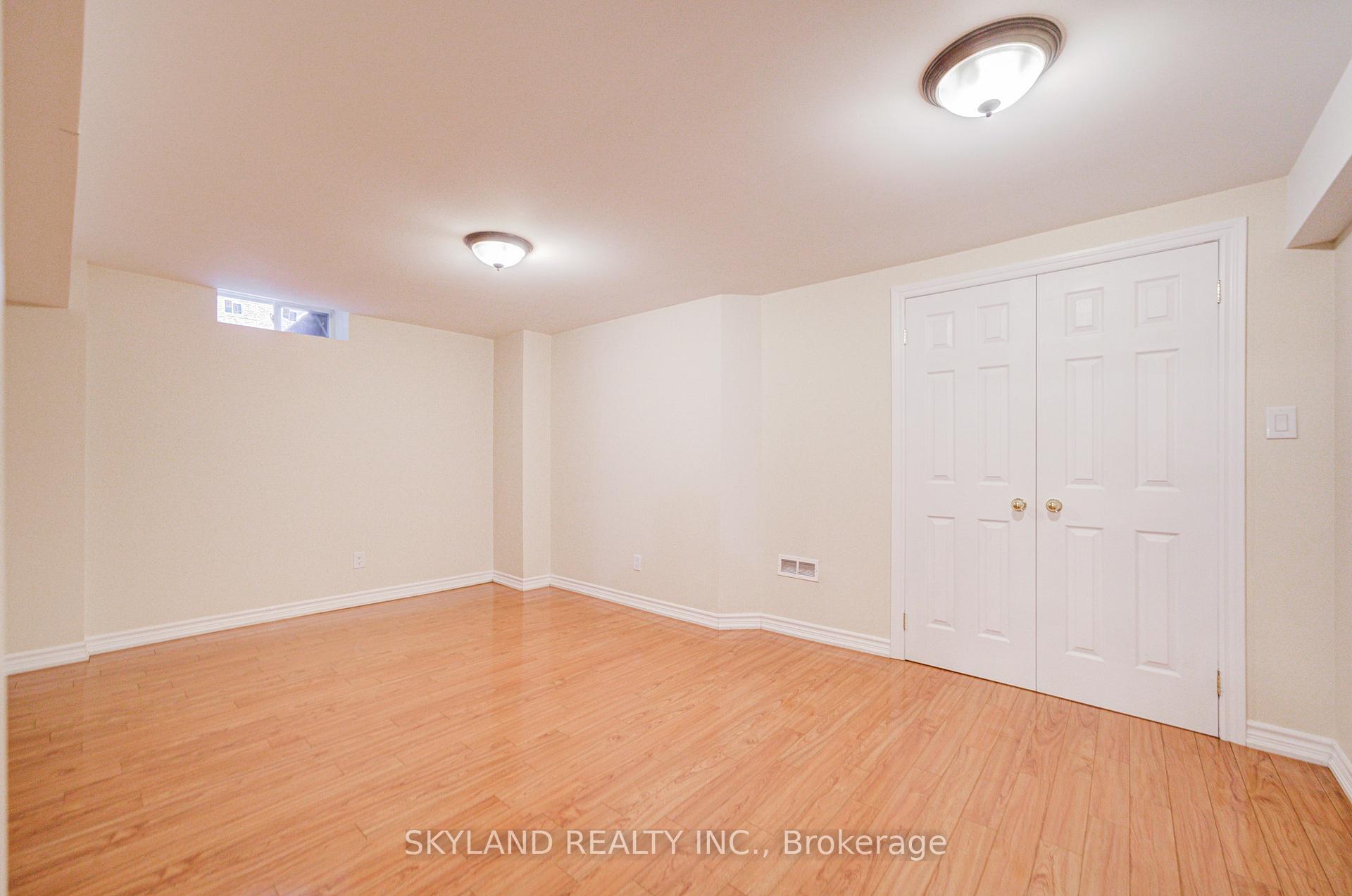 Photo 44 of 78 Monteith Crescent, Vaughan, Maple — HOMEH