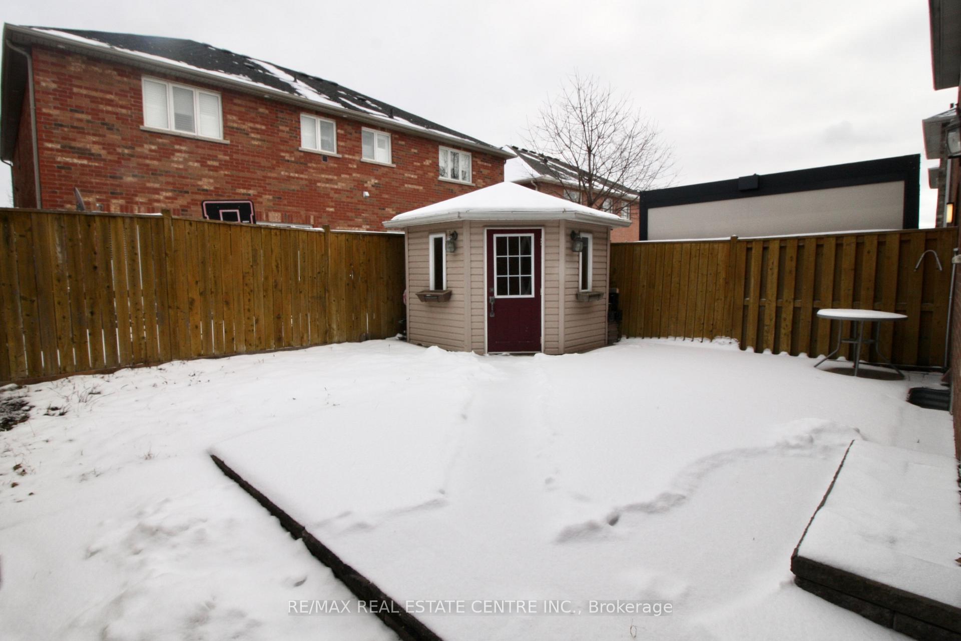 Photo 37 of 45 Lucerne Drive, Vaughan, Vellore Village — HOMEH