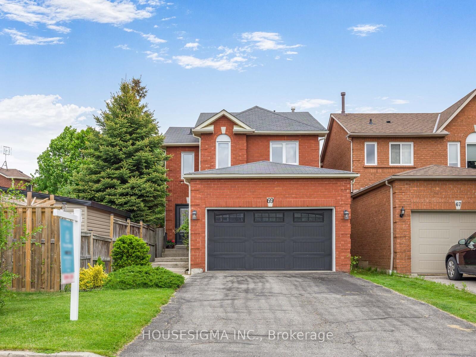 Photo 2 of 69 Sable Crescent, Whitby, Rolling Acres — HOMEH
