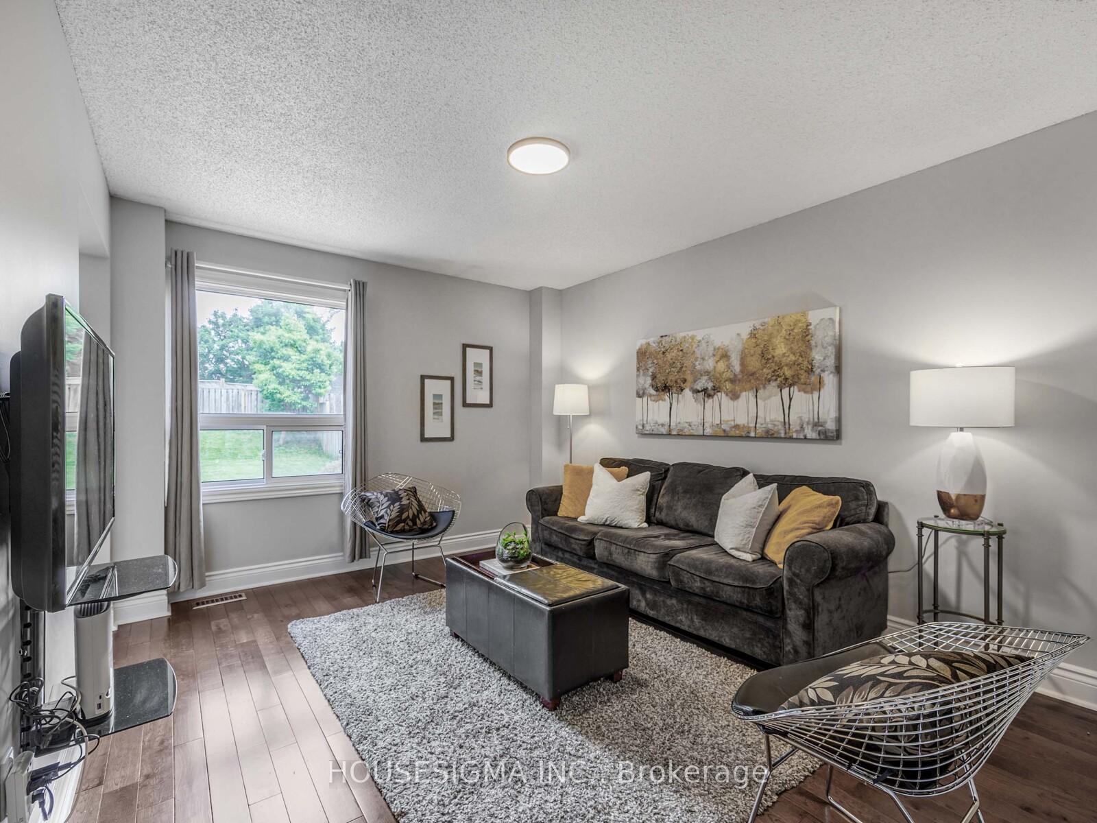 Photo 9 of 69 Sable Crescent, Whitby, Rolling Acres — HOMEH