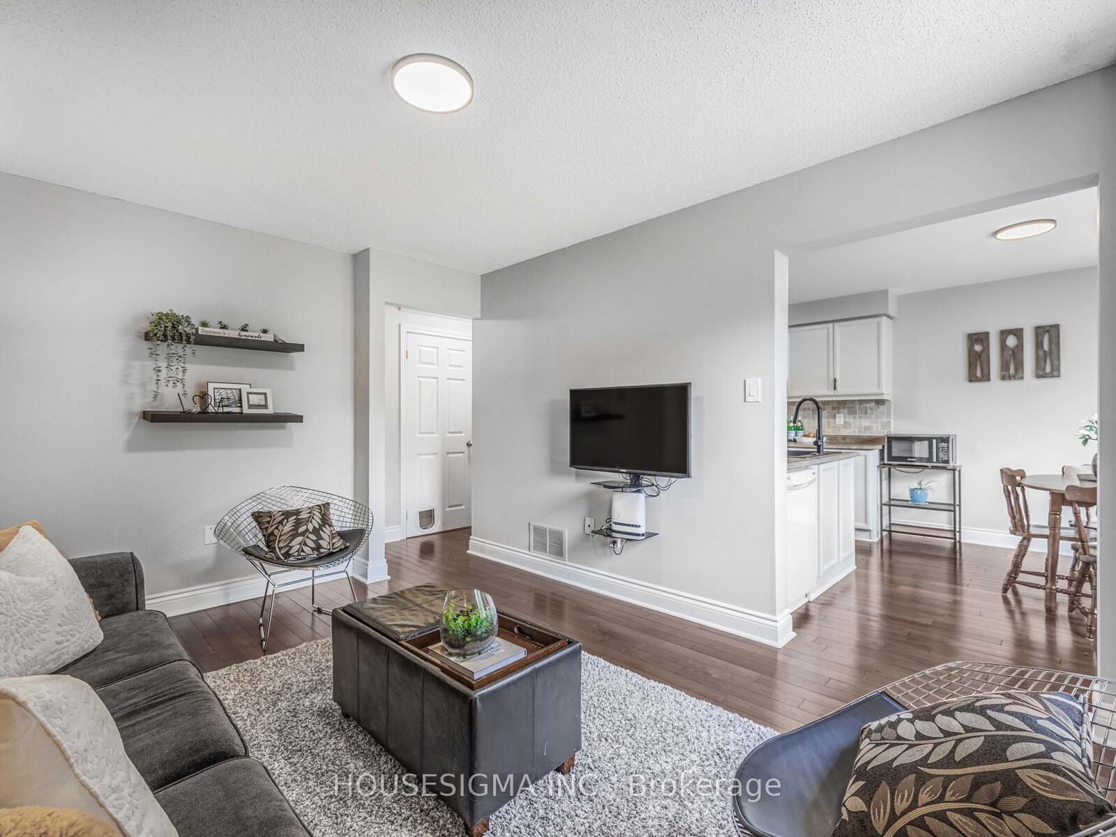 Photo 11 of 69 Sable Crescent, Whitby, Rolling Acres — HOMEH