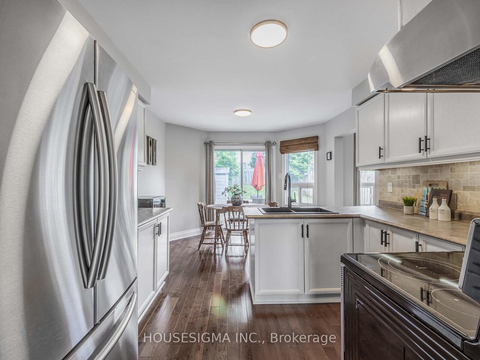Photo 14 of 69 Sable Crescent, Whitby, Rolling Acres — HOMEH