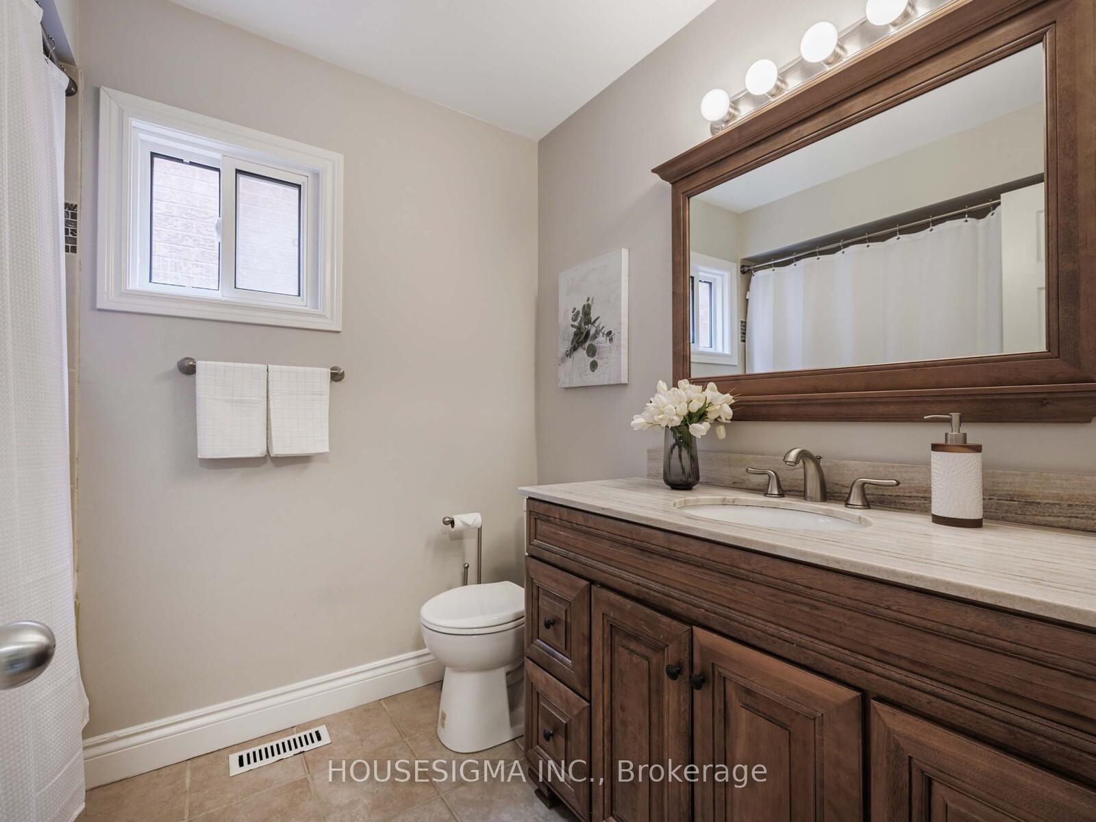 Photo 26 of 69 Sable Crescent, Whitby, Rolling Acres — HOMEH