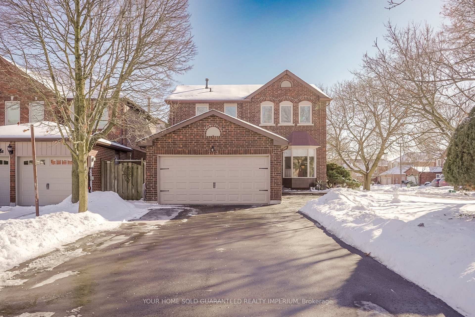 Photo 1 of 773 Stonepath Circle, Pickering, Amberlea — HOMEH