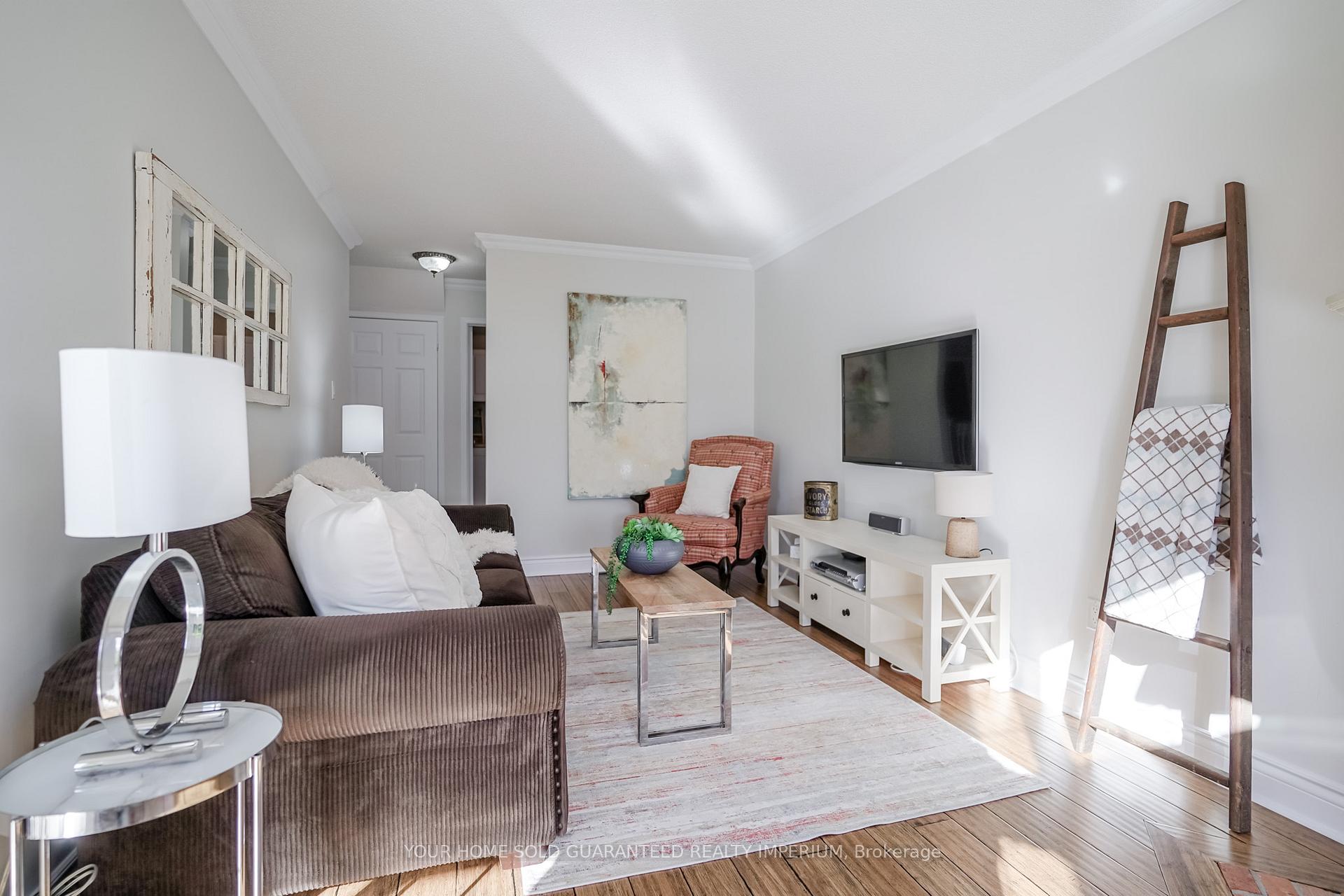 Photo 14 of 773 Stonepath Circle, Pickering, Amberlea — HOMEH