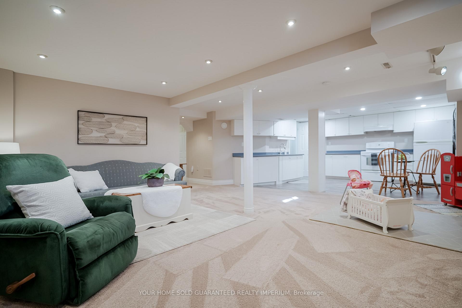 Photo 29 of 773 Stonepath Circle, Pickering, Amberlea — HOMEH