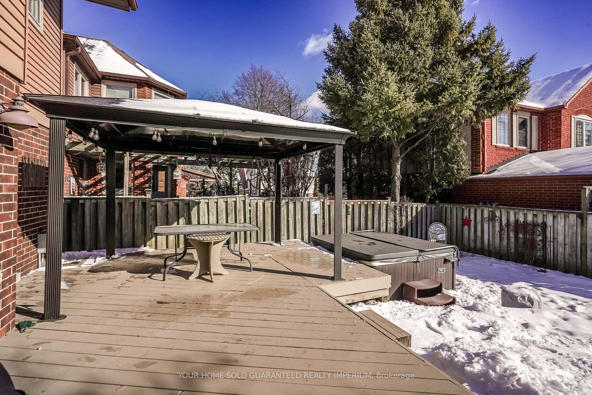 Photo 36 of 773 Stonepath Circle, Pickering, Amberlea — HOMEH