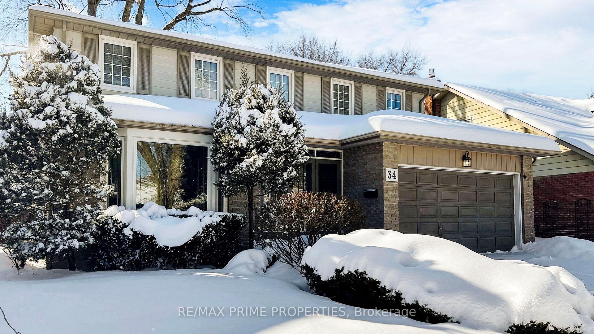Front of 34 Innis Crescent