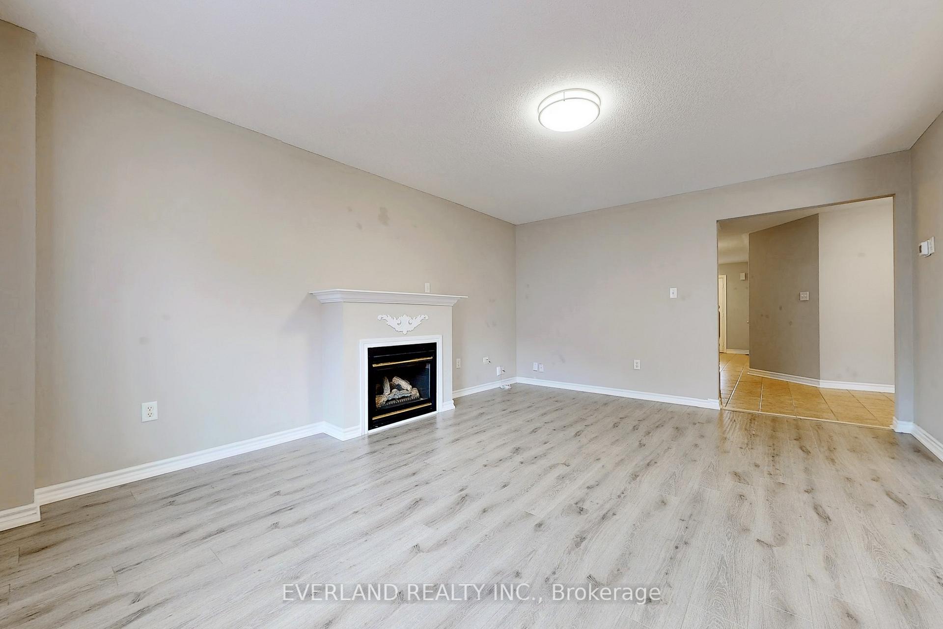 Photo 8 of 176 Adventure Crescent, Vaughan, Vellore Village — HOMEH