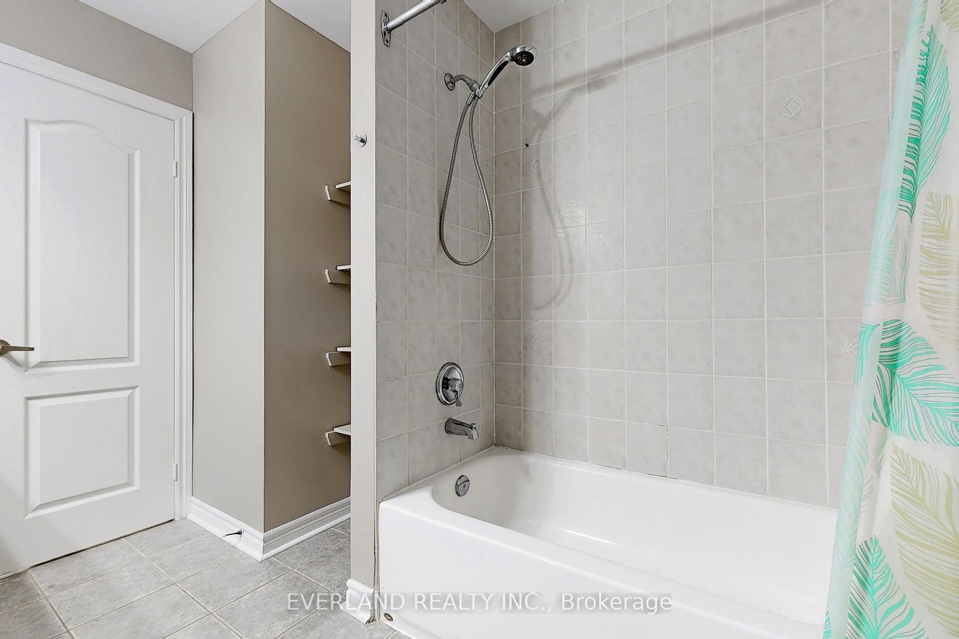 Photo 25 of 176 Adventure Crescent, Vaughan, Vellore Village — HOMEH