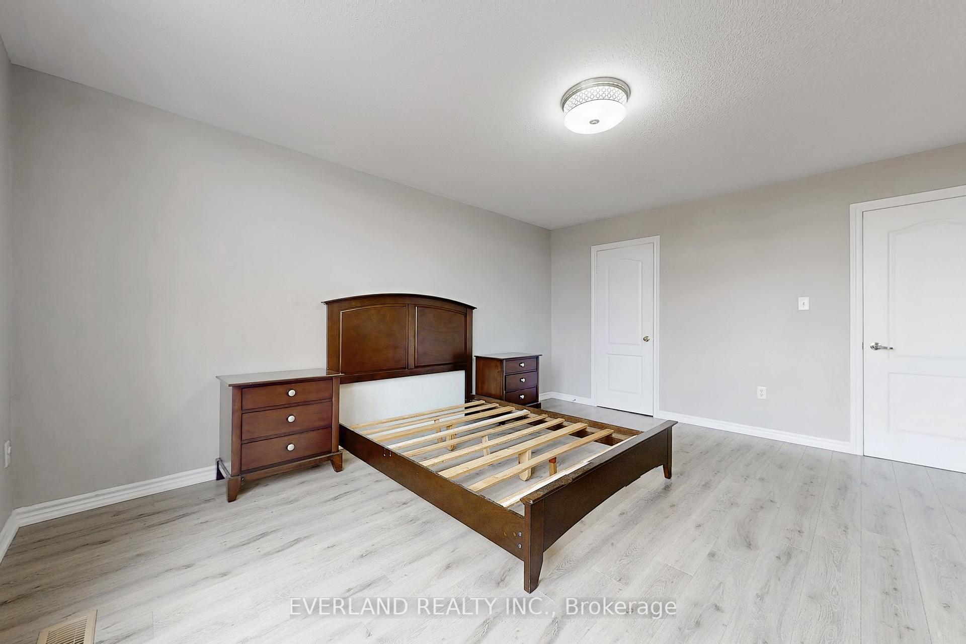 Photo 26 of 176 Adventure Crescent, Vaughan, Vellore Village — HOMEH
