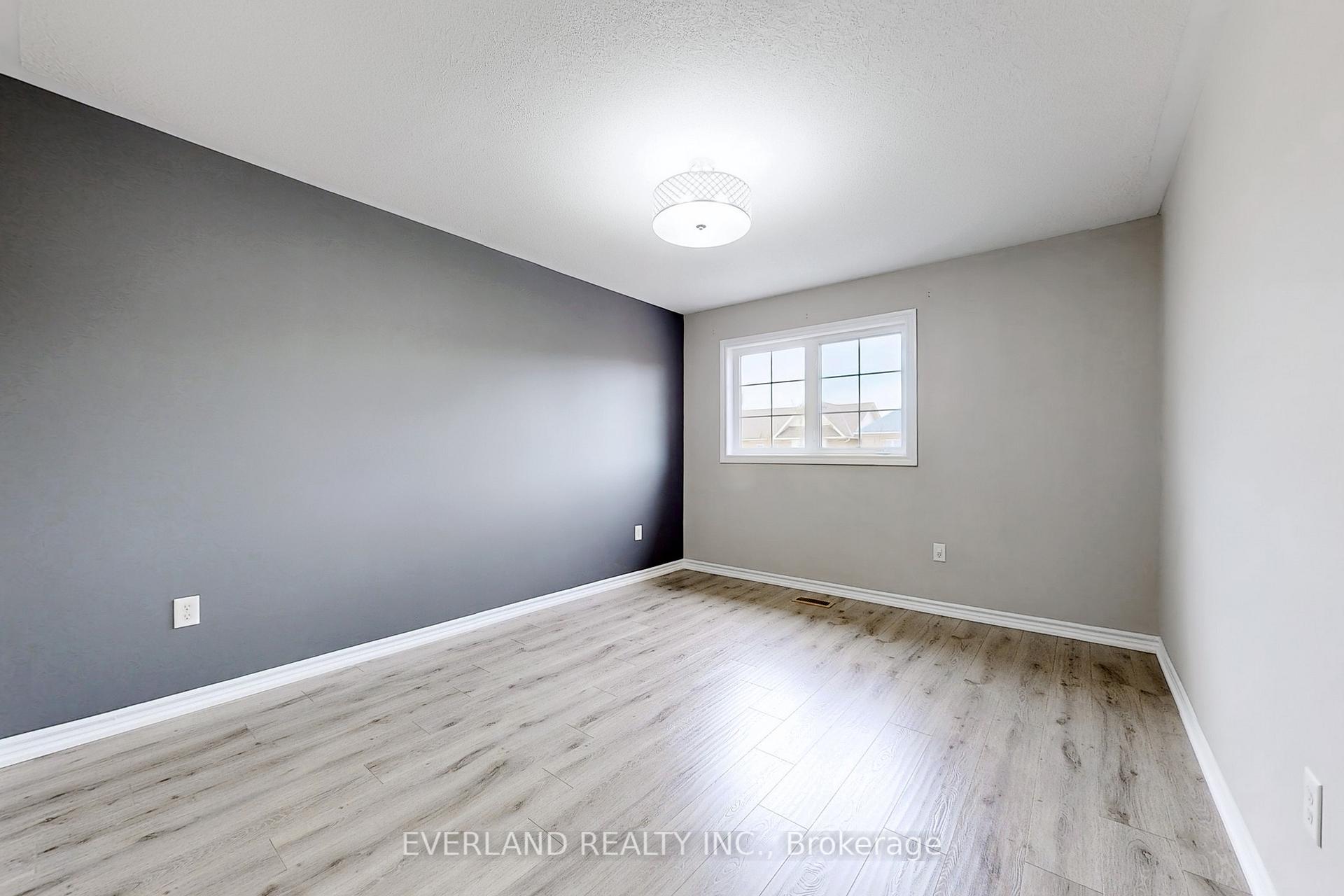 Photo 27 of 176 Adventure Crescent, Vaughan, Vellore Village — HOMEH