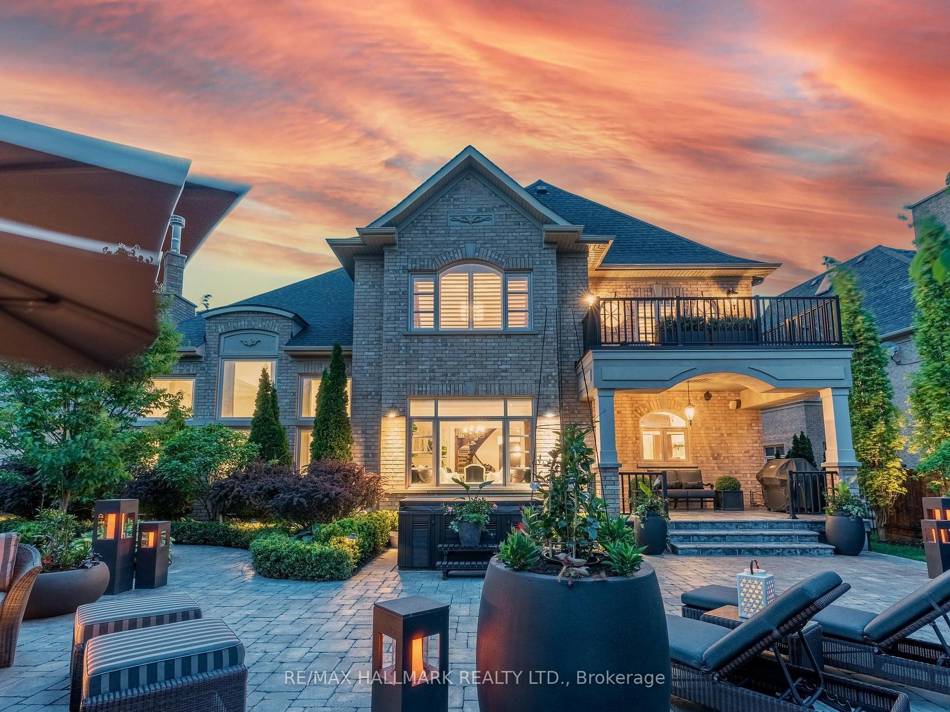 Photo 44 of 122 Carisbrooke Circle, Aurora, Bayview Southeast — HOMEH