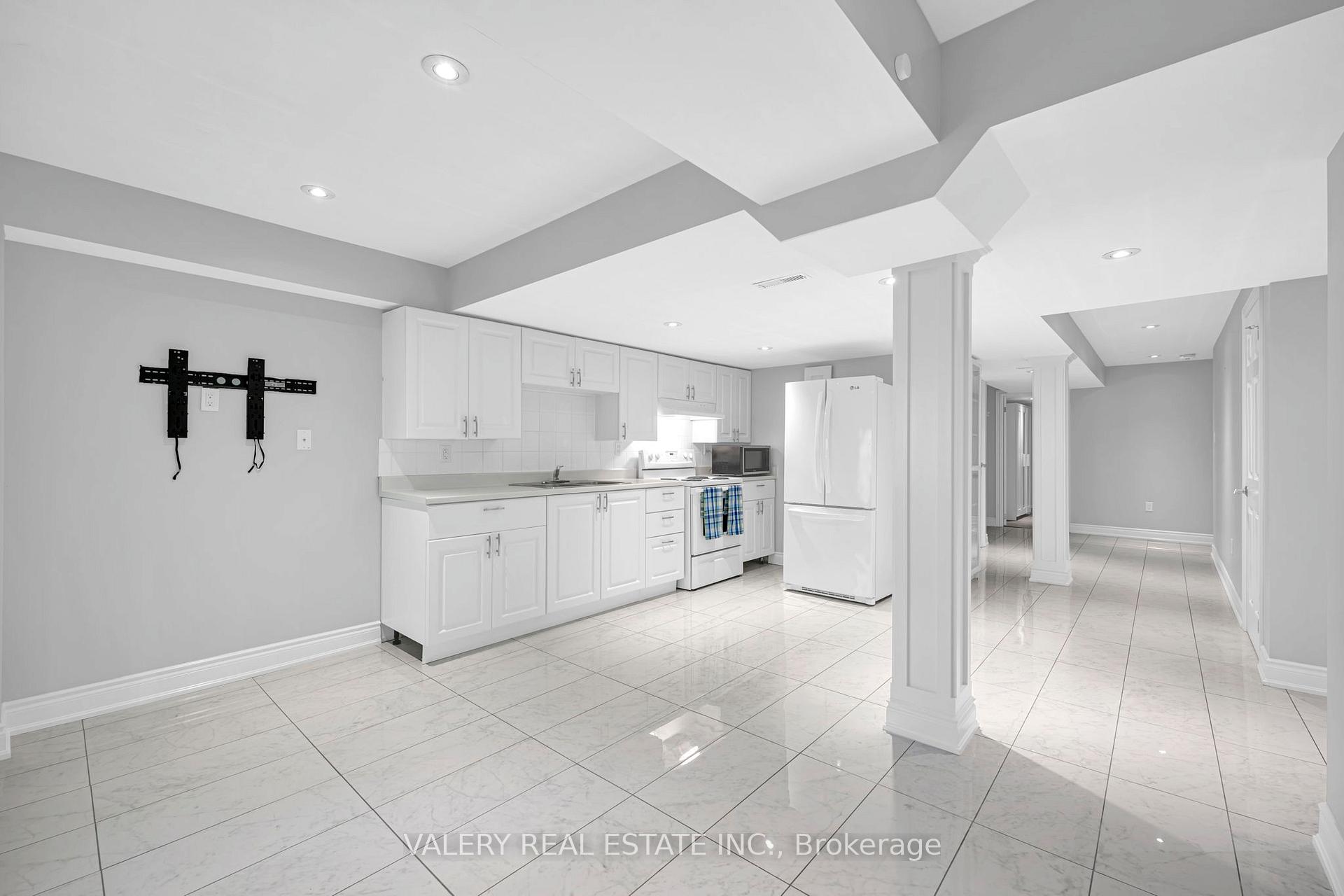 Photo 5 of Unit Basement, 63 Angier Crescent, Ajax, South East — HOMEH