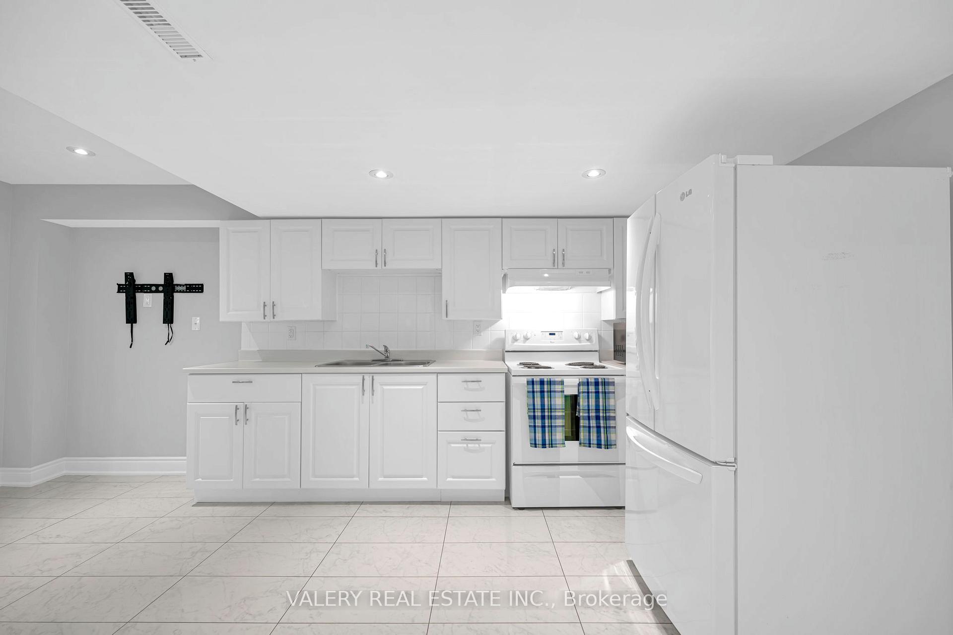 Photo 9 of Unit Basement, 63 Angier Crescent, Ajax, South East — HOMEH