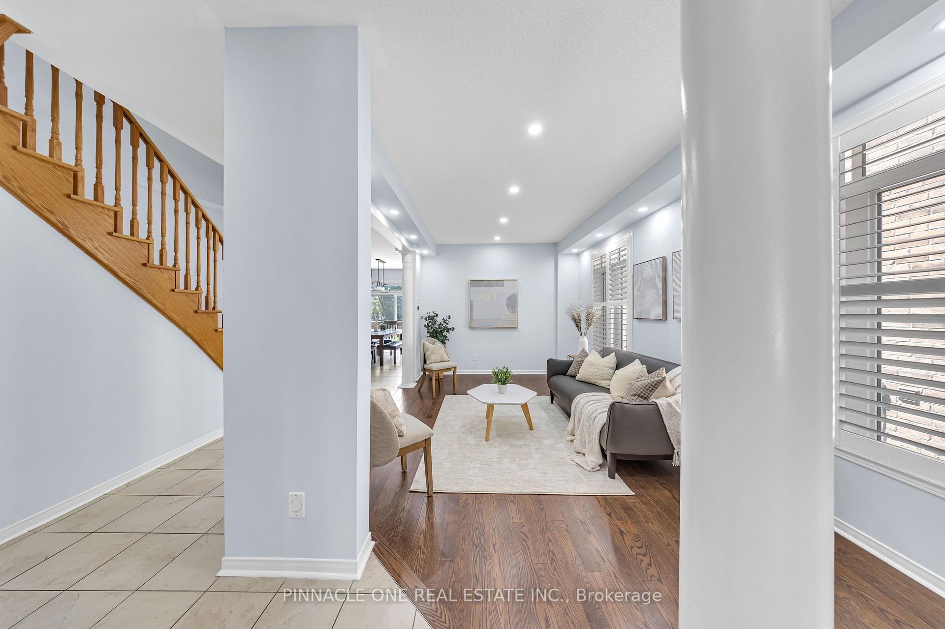 Photo 12 of 1042 Byron Street N, Whitby, Williamsburg — HOMEH