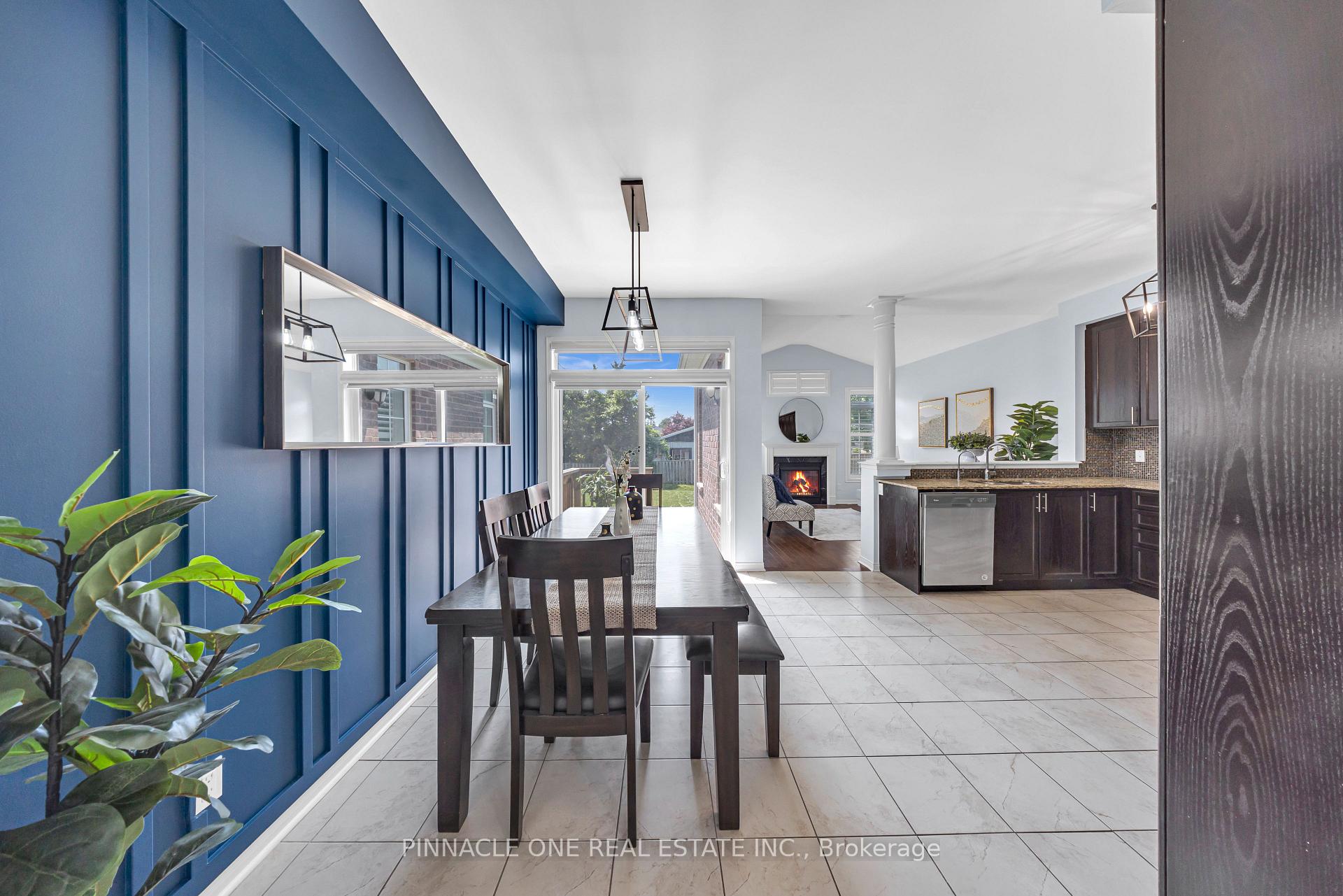 Photo 18 of 1042 Byron Street N, Whitby, Williamsburg — HOMEH