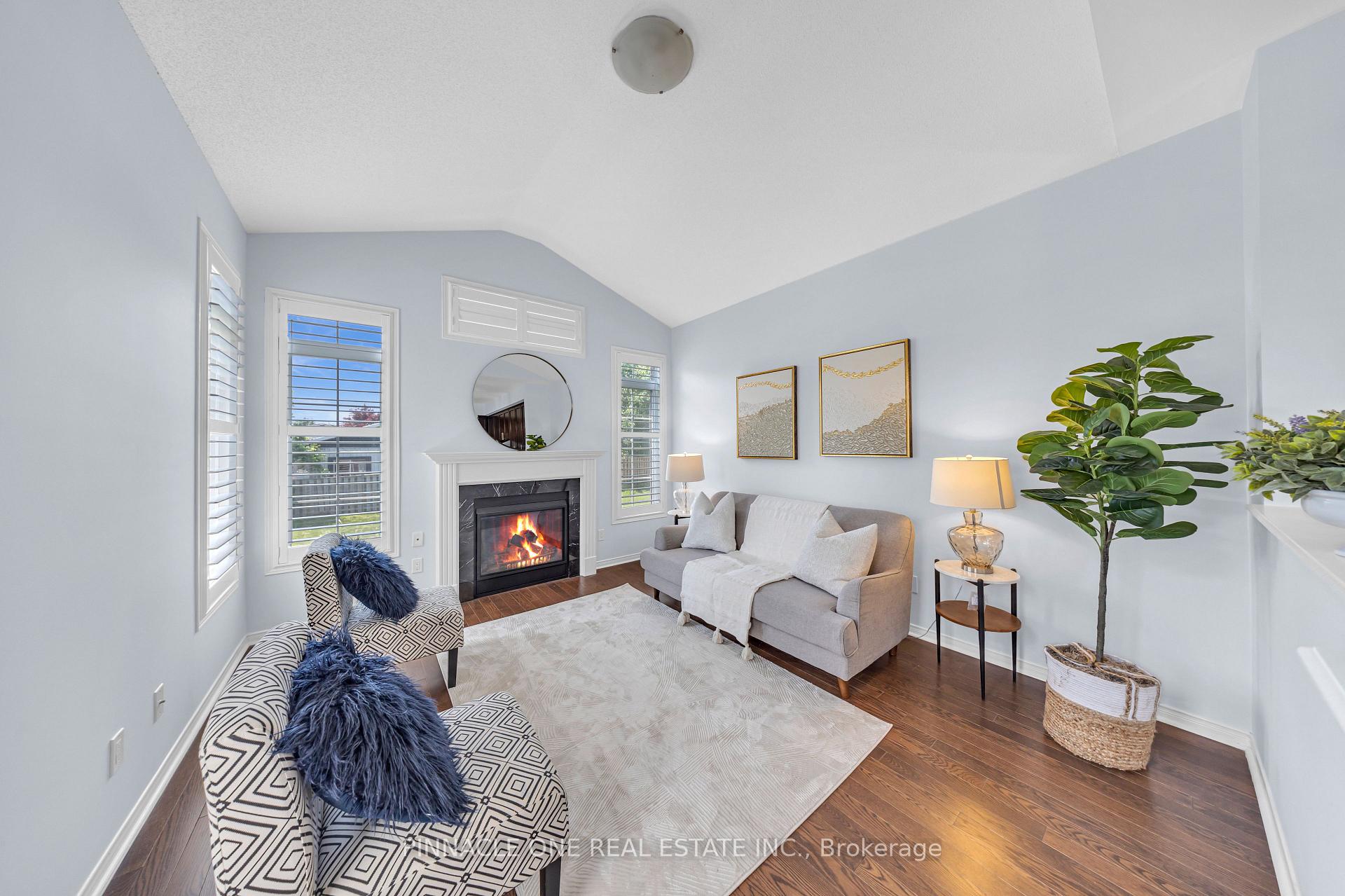 Photo 22 of 1042 Byron Street N, Whitby, Williamsburg — HOMEH