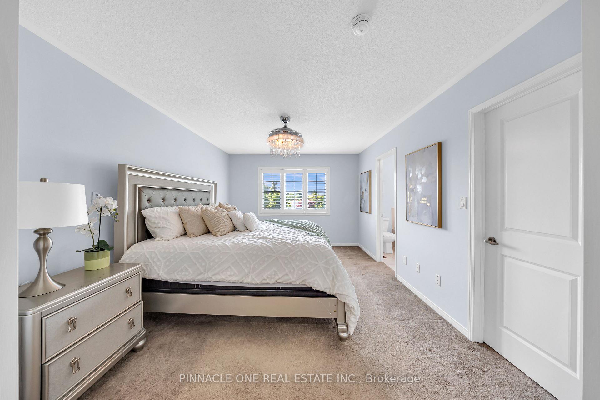 Photo 30 of 1042 Byron Street N, Whitby, Williamsburg — HOMEH