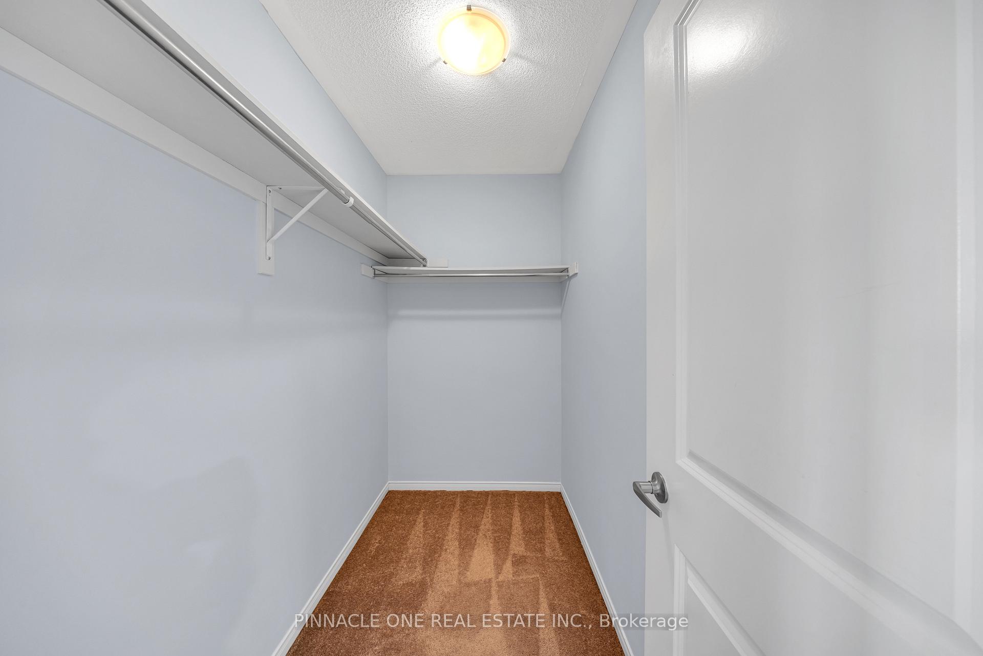 Photo 31 of 1042 Byron Street N, Whitby, Williamsburg — HOMEH