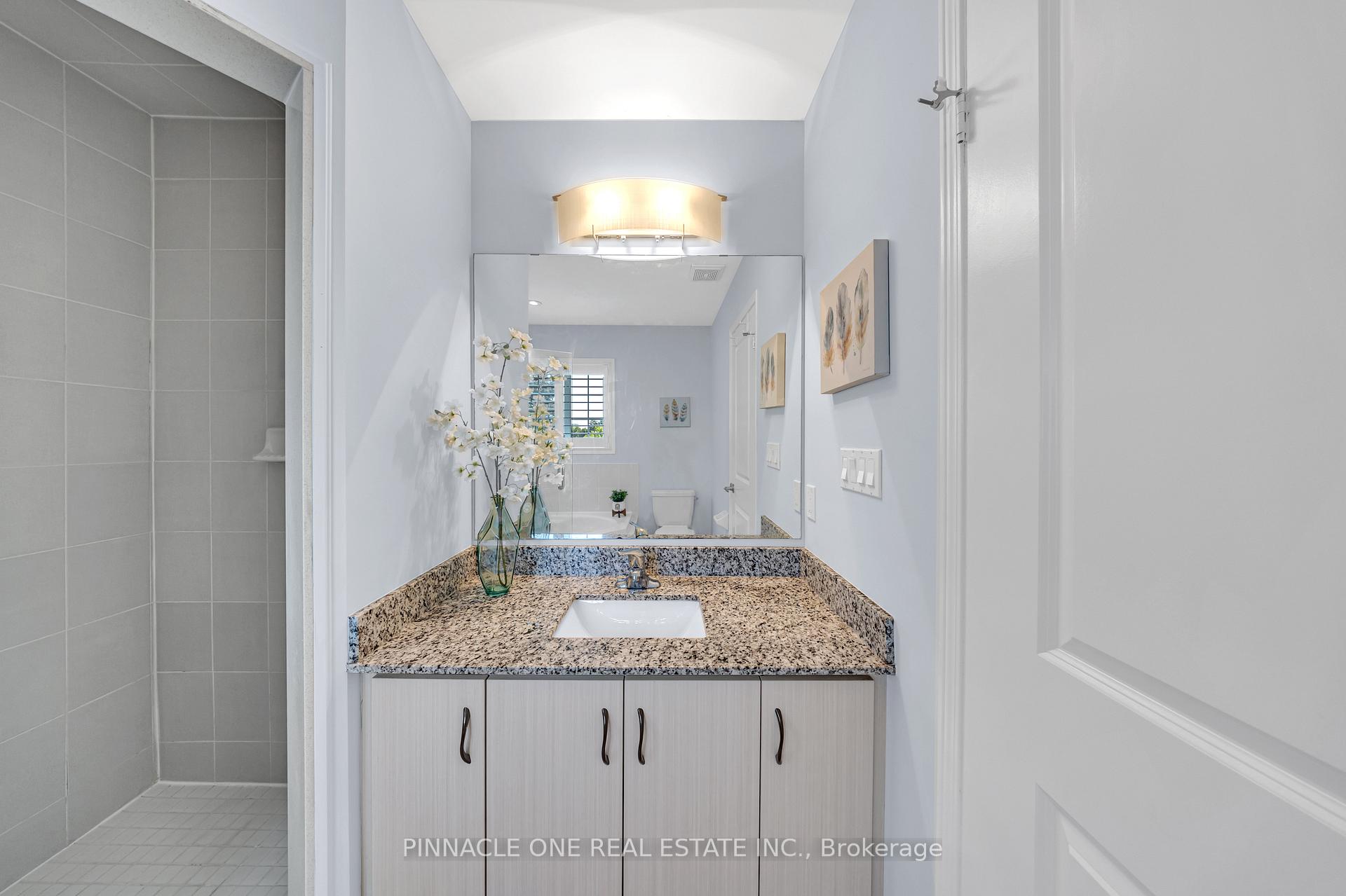 Photo 33 of 1042 Byron Street N, Whitby, Williamsburg — HOMEH