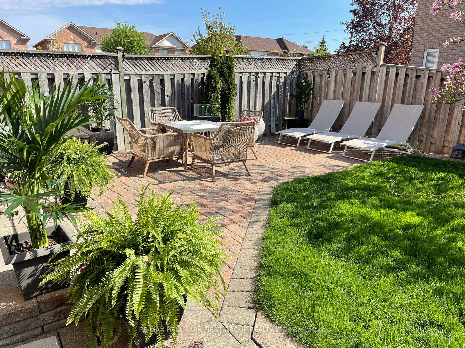 Photo 37 of 1547 Arcadia Square, Pickering, Amberlea — HOMEH