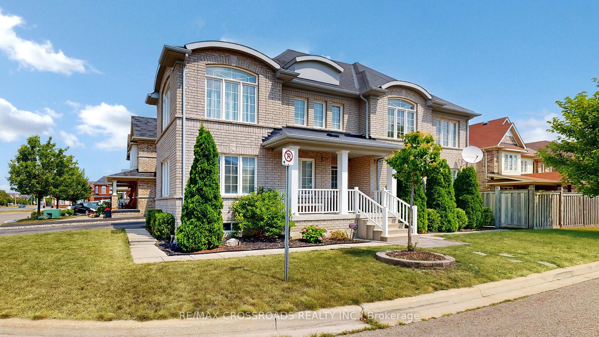 Photo 2 of 72 Oswell Drive, Ajax, Northeast Ajax — HOMEH
