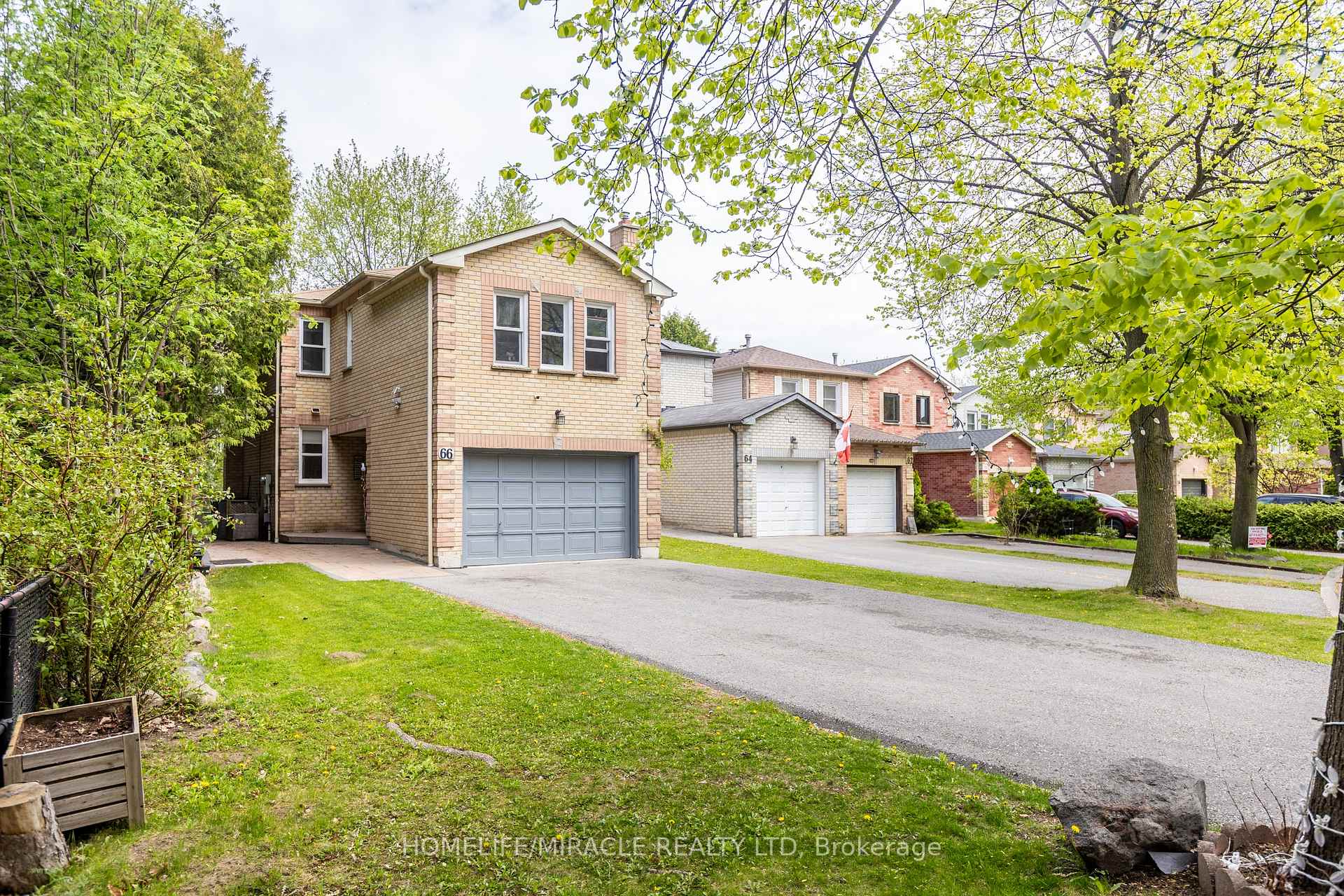 Photo 2 of 66 Teddington Crescent, Whitby, Pringle Creek — HOMEH