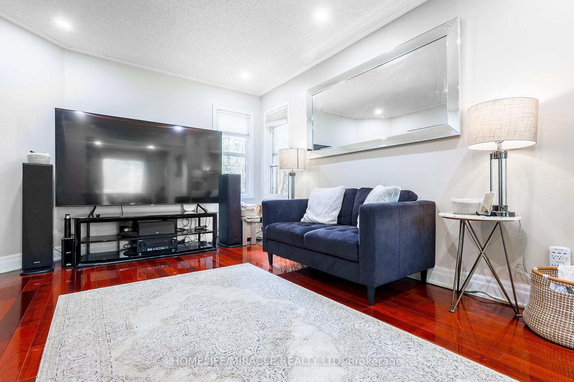 Photo 10 of 66 Teddington Crescent, Whitby, Pringle Creek — HOMEH