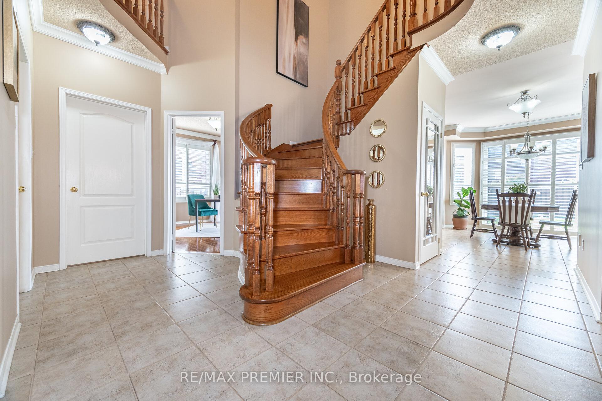 Photo 23 of 265 Julia Valentina Avenue, Vaughan, Sonoma Heights — HOMEH