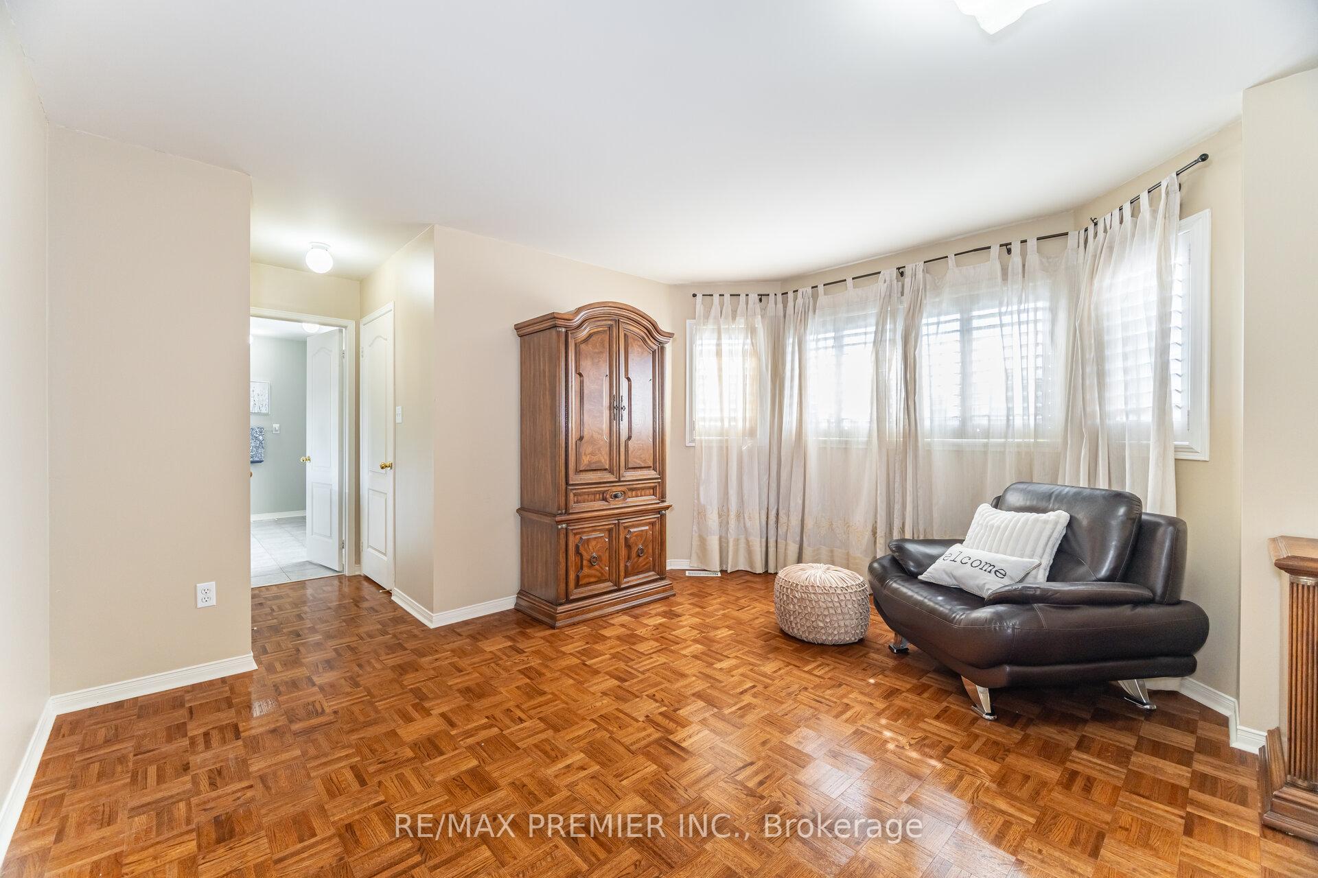 Photo 27 of 265 Julia Valentina Avenue, Vaughan, Sonoma Heights — HOMEH
