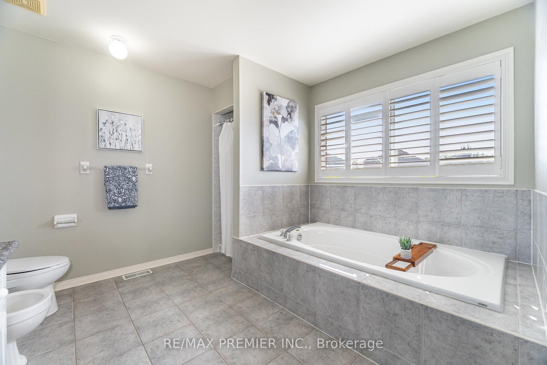 Photo 29 of 265 Julia Valentina Avenue, Vaughan, Sonoma Heights — HOMEH