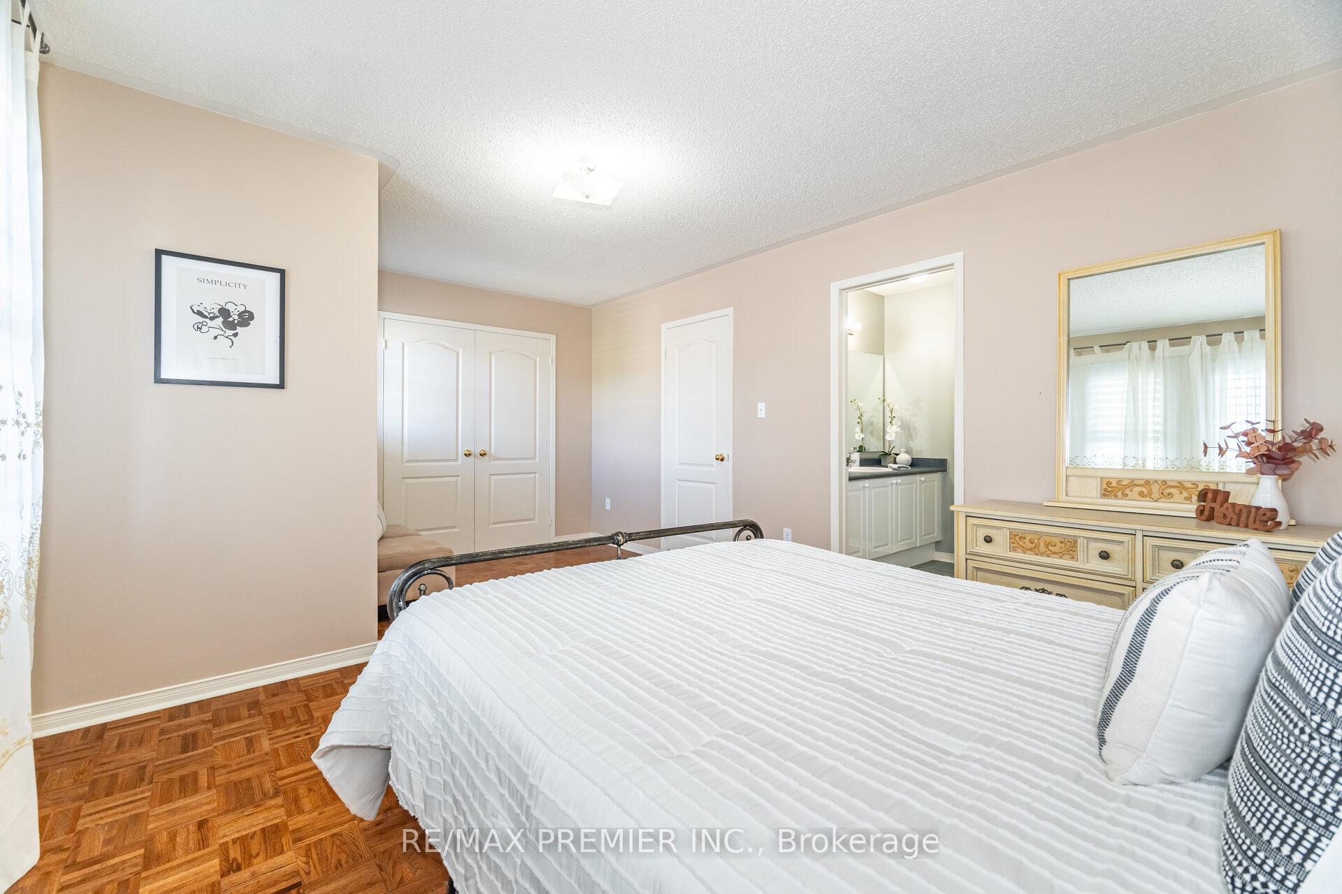 Photo 31 of 265 Julia Valentina Avenue, Vaughan, Sonoma Heights — HOMEH