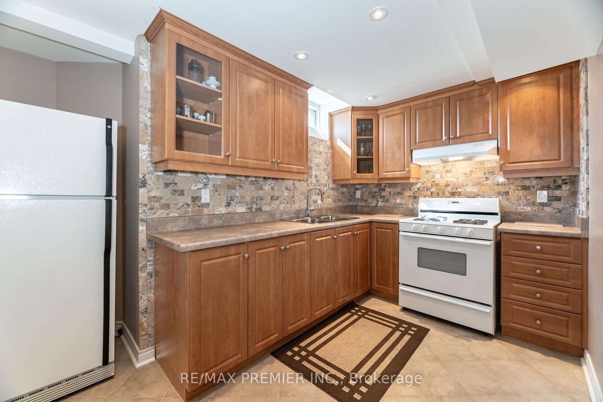 Photo 42 of 265 Julia Valentina Avenue, Vaughan, Sonoma Heights — HOMEH