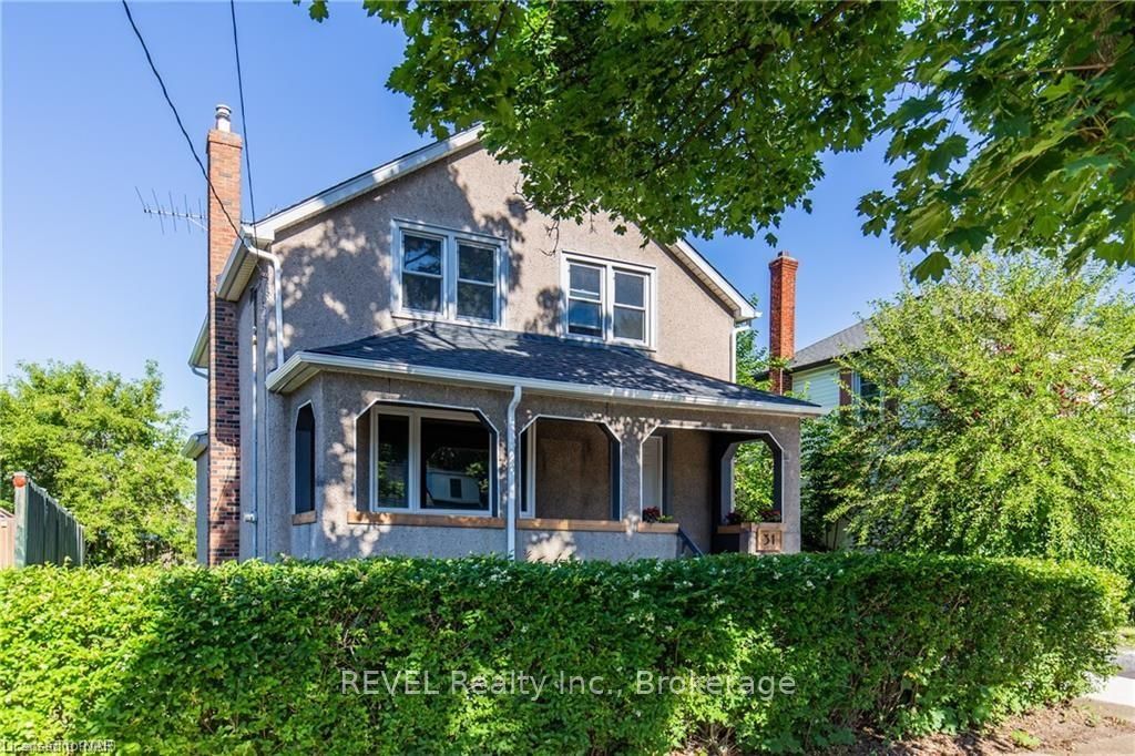 Front of 31 Lyons Avenue