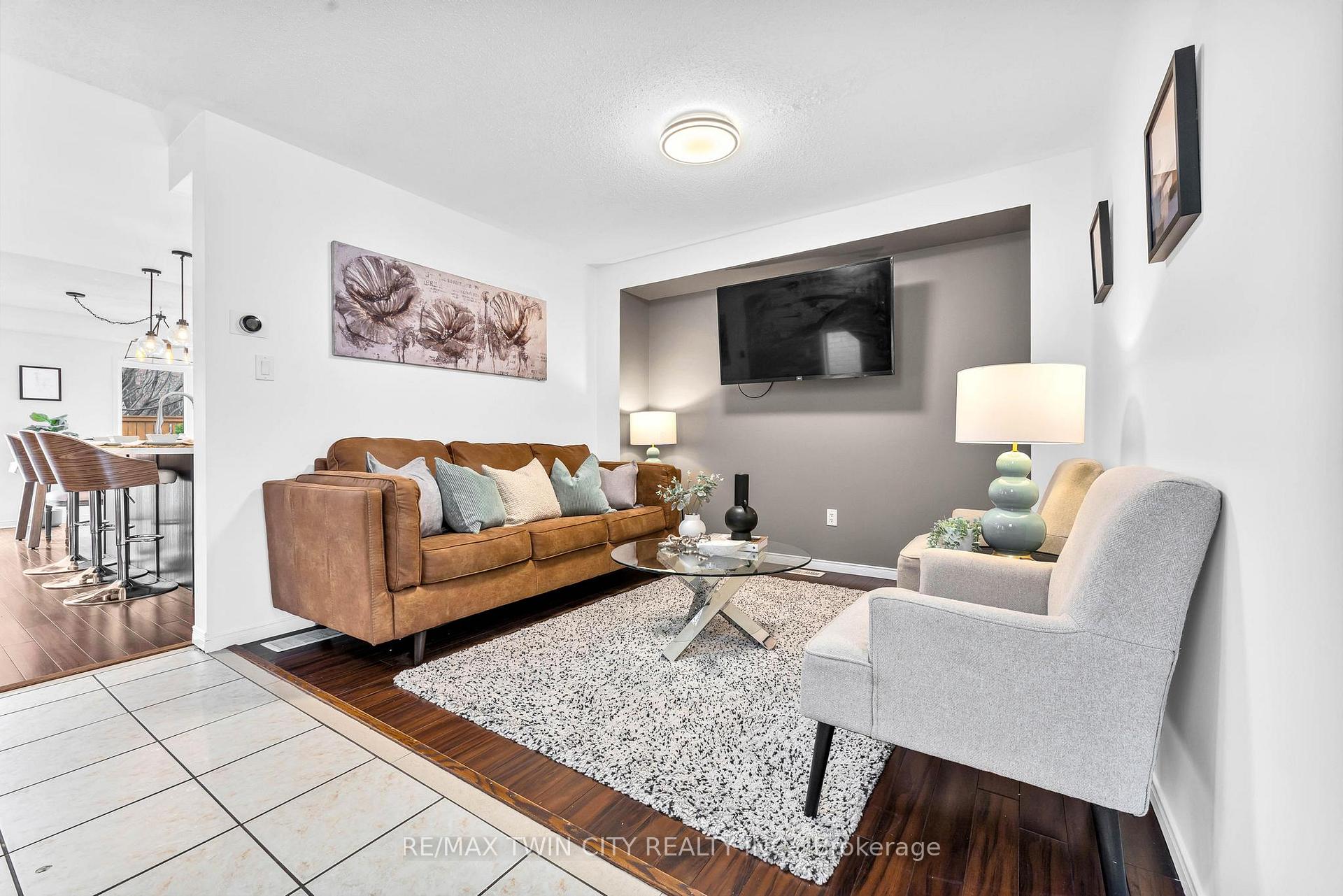 Photo 12 of 95 Bettina Place, Whitby, Rolling Acres — HOMEH