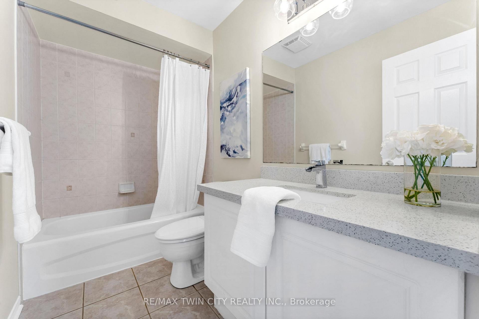 Photo 25 of 95 Bettina Place, Whitby, Rolling Acres — HOMEH