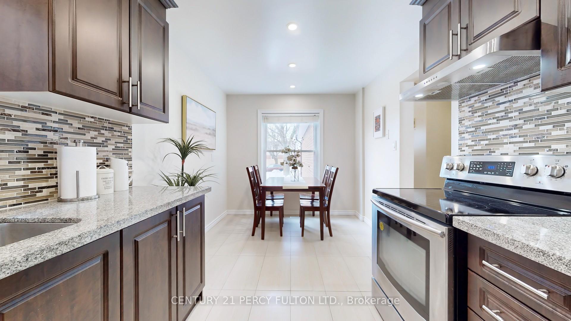 Photo 12 of 1152 Tanzer Court, Pickering, Bay Ridges — HOMEH