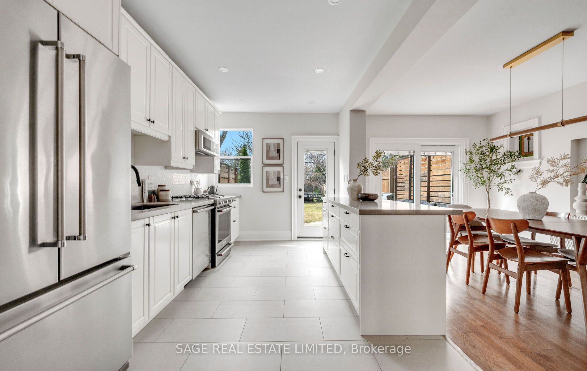 Photo 63 of 318 Durie Street, Toronto, Runnymede-Bloor West Village — HOMEH