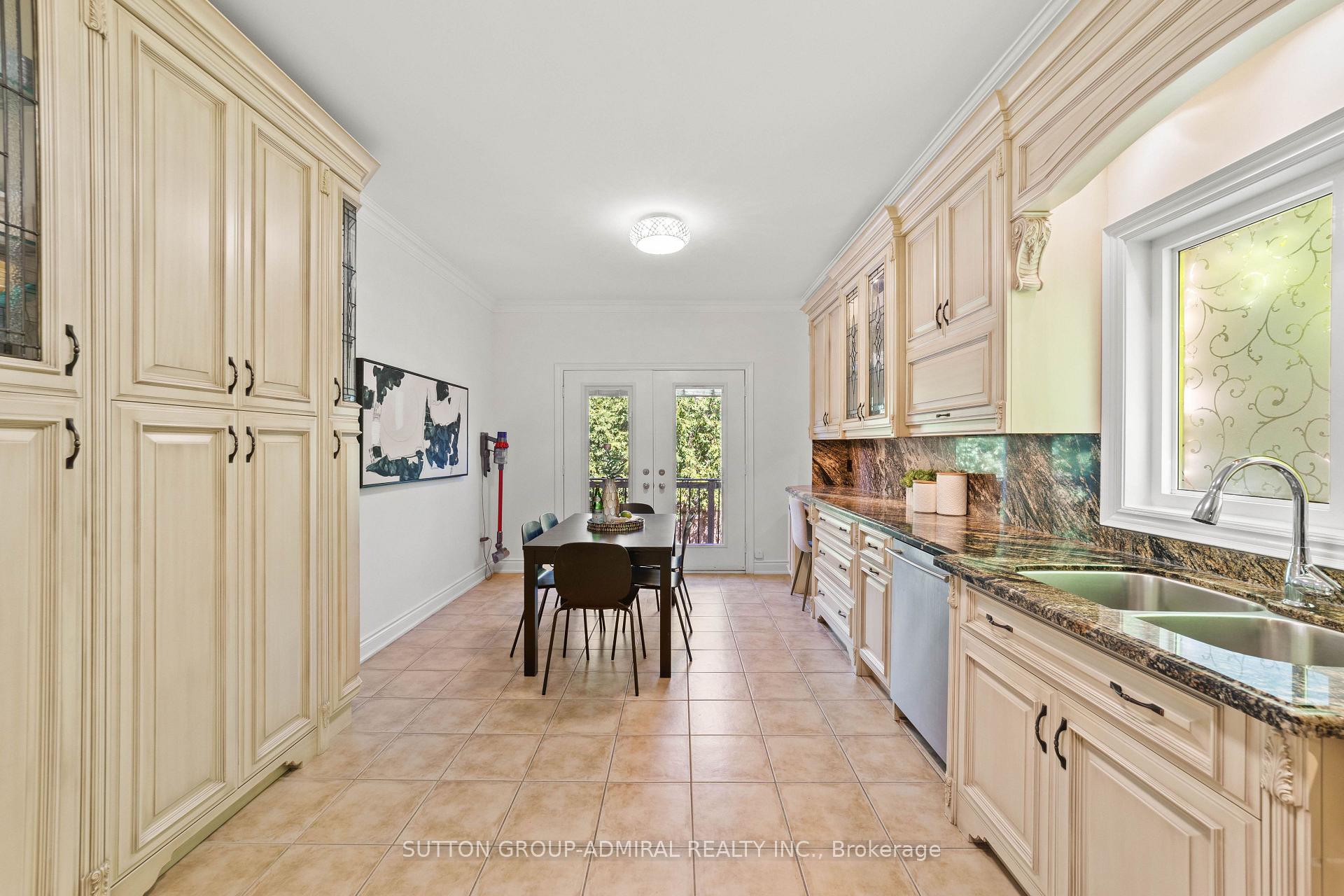 Photo 11 of 166 Ner Israel Drive, Vaughan, Patterson — HOMEH