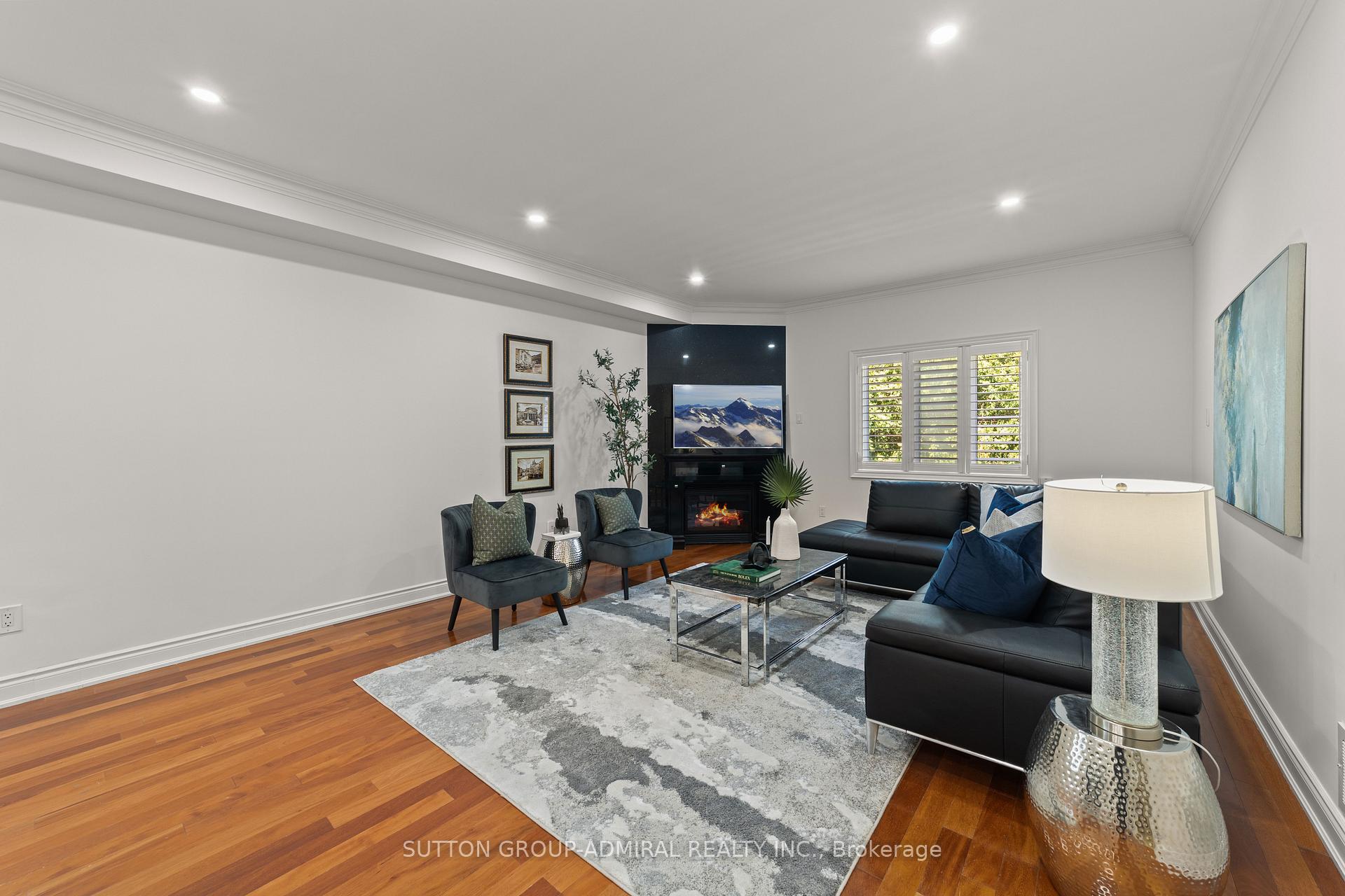 Photo 18 of 166 Ner Israel Drive, Vaughan, Patterson — HOMEH
