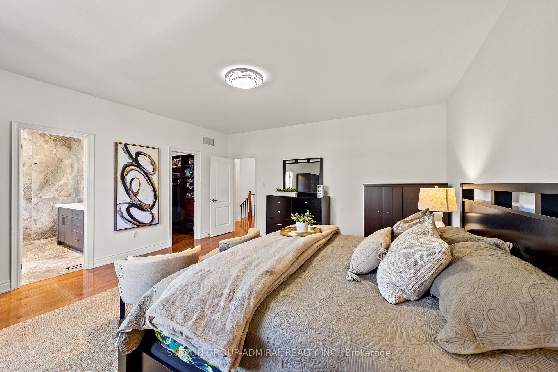 Photo 25 of 166 Ner Israel Drive, Vaughan, Patterson — HOMEH
