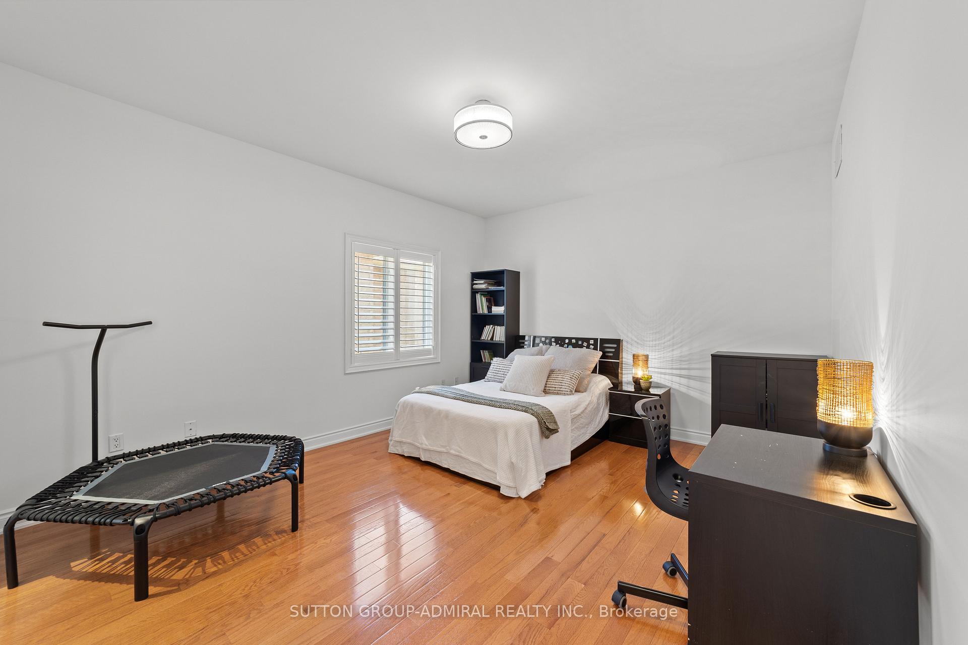 Photo 29 of 166 Ner Israel Drive, Vaughan, Patterson — HOMEH