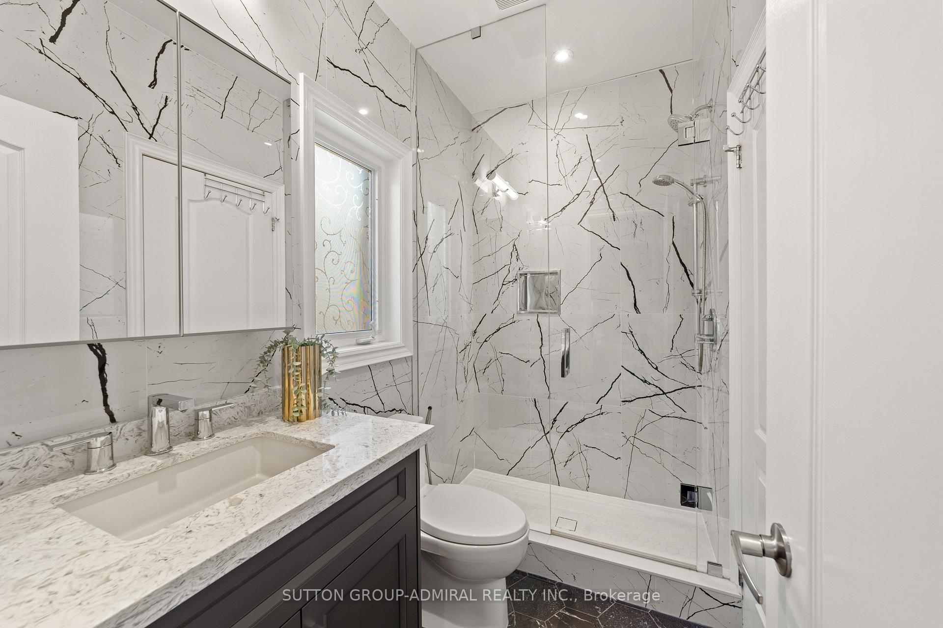 Photo 32 of 166 Ner Israel Drive, Vaughan, Patterson — HOMEH