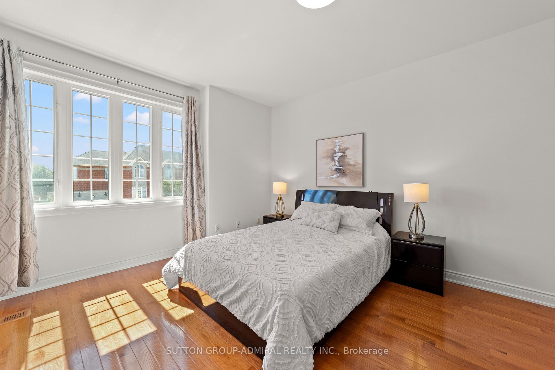 Photo 33 of 166 Ner Israel Drive, Vaughan, Patterson — HOMEH